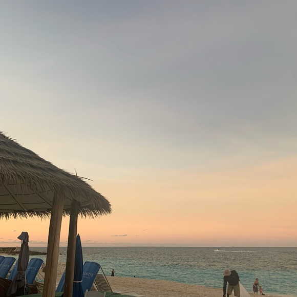 Meet your Posher, Kendra - Picture 1 of 1